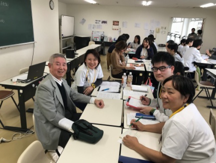 会話するグループ